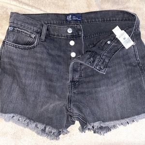 size runs smaller than told, never worn, would fit size 11-12